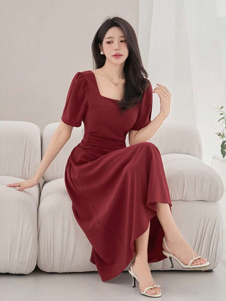 Women's Solid Color Square Neck Short Petal Sleeve Pleated Elegant Mid-Length Dress Sundress Summer