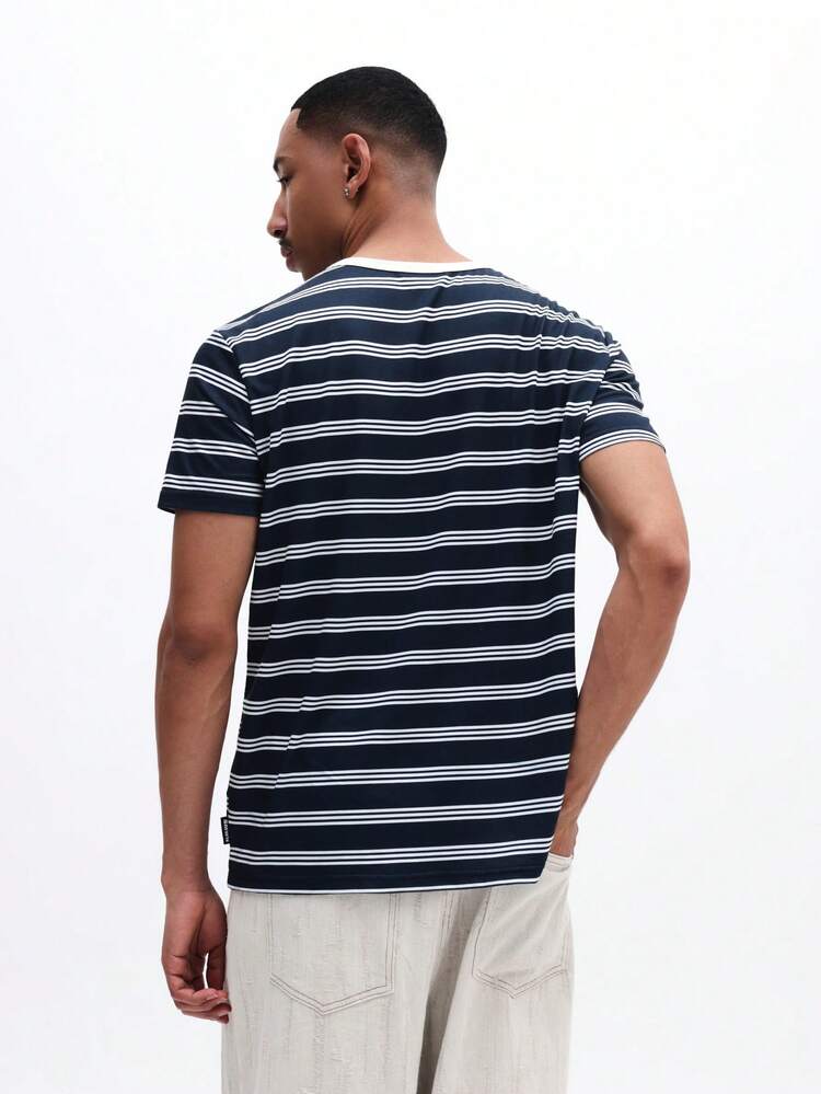 Camiseta Henley de Manga Curta Casual de Verão com Listras Horizontais Azul Marinho e Botões Brancos, Ajuste Regular