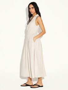 KSTM 春夏款无袖V领条纹中长衬衫裙，翻领设计，A字廓形飘逸。 - 彩色 - 查看 3