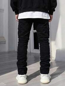 ROMWE MEN Street Life Spring Casual Men Flap Pocket Side Cargo Jeans, Grunge - Black - View 2