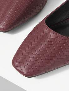 Mnmlis Women's Versatile Commuter Buckle Flat Shoes - Burgundy - View 4