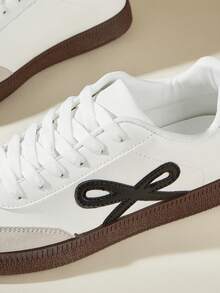 CUCCOO EASI 女士时尚百搭休闲平底鞋 - 白黑6 - 查看 4