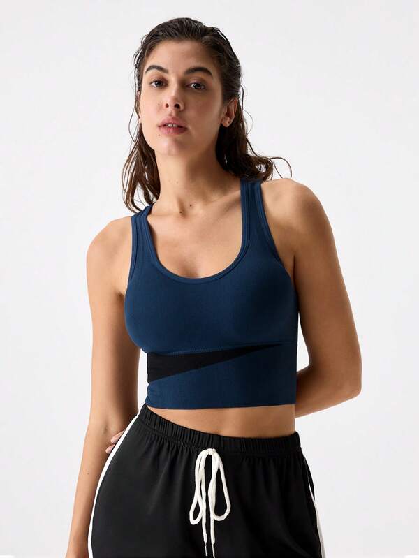 1件装女士无钢圈运动文胸，露背设计，提臀性感运动短裤，适合锻炼和健身