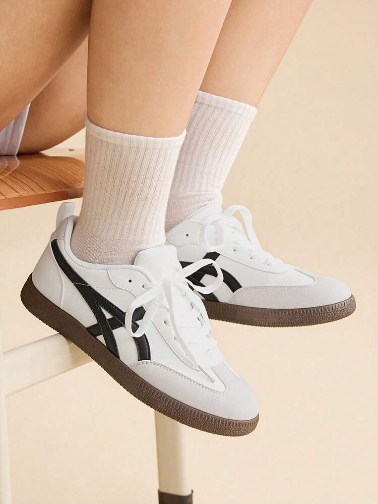 CUCCOO EASI Women's Casual Contrast Color Comfortable Sports Sneakers For Daily Wear For Christmas