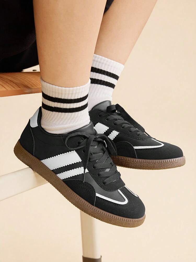 CUCCOO EASI 2026 New Spring Women Retro Versatile Casual Sports Shoes, Flat Bottom Sneakers