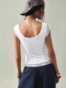 SoleilVie 女士休闲简约法式纯色蕾丝拼接T恤 夏季 夏季T恤 夏季服装 女士休闲T恤 女士优雅T恤 女士优雅T恤 白色T恤 蕾丝白色上衣 蕾丝边上衣 白色上衣 女士白色上衣 女士优雅白色束身衣 女士紧身衣 女士背心 女士夏季上衣 女士夏季可爱上衣 - 白色 - 查看 2