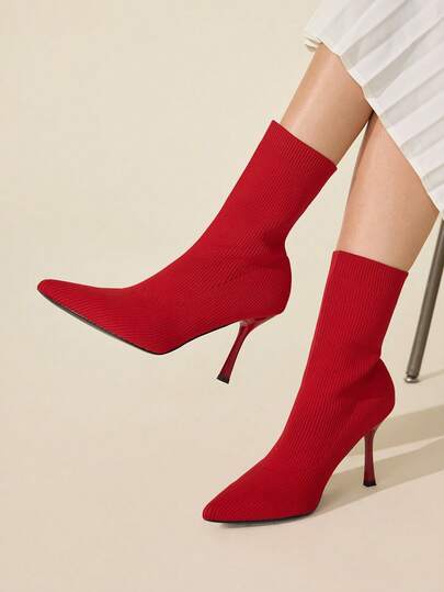 CUCCOO BASICS 女士纯色休闲舒适踝靴，适合日常穿着