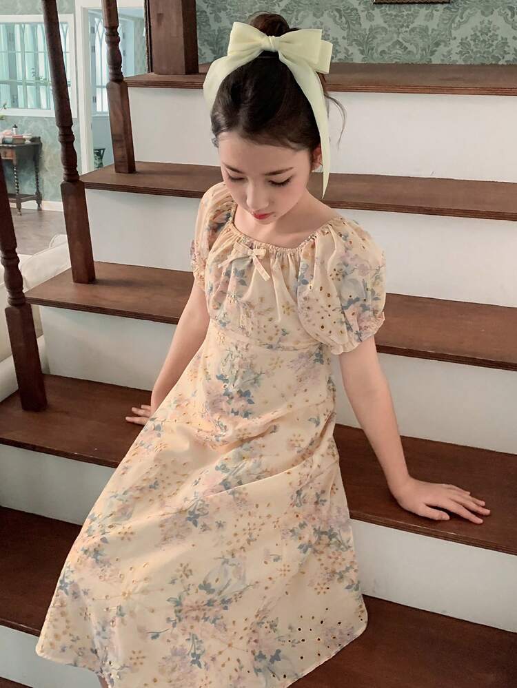 Girls' French Embroidered Ditsy Floral Short Sleeve Vacation Dress, Summer