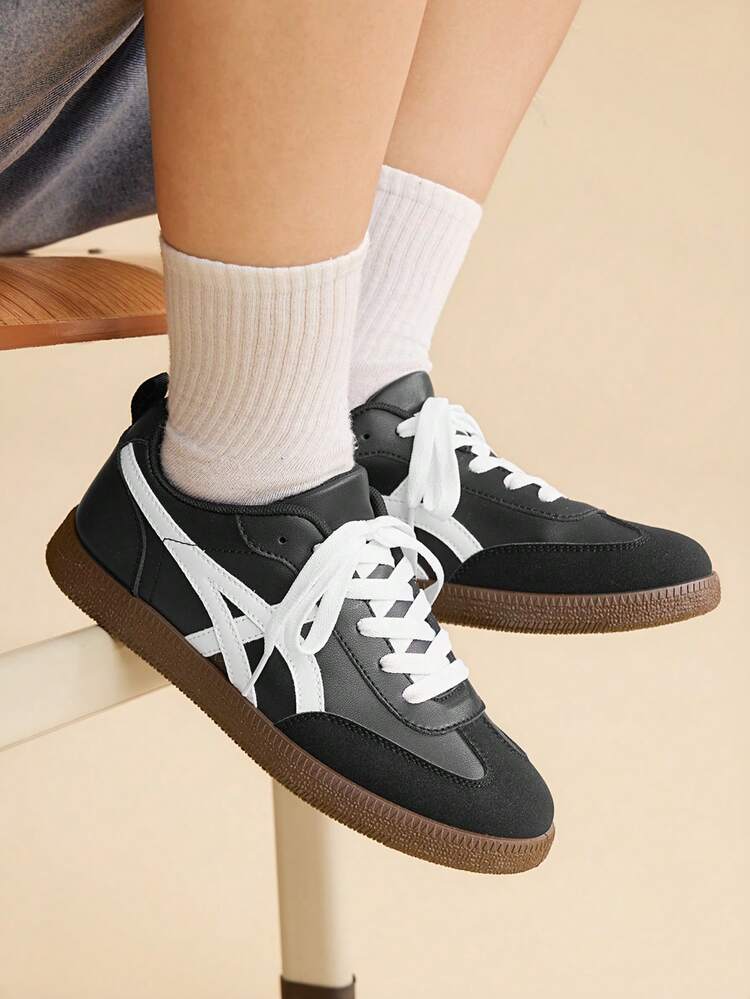 CUCCOO EASI Women's Casual Contrast Color Comfortable Sports Sneakers For Daily Wear For Christmas