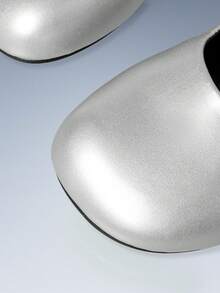 CUCCOO GRLICON Women Flats - Silver - View 5