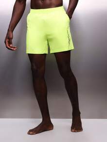 PLAYBOY X SUMWON 男士必备夏季沙滩泳裤，竖款Logo印花，弹性腰带，中长款，荧光色泳裤 - 黃色 - 查看 6