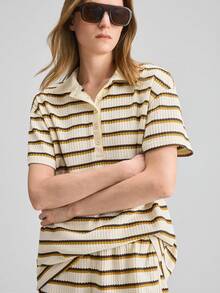 Ontre 女士条纹 Polo 领短袖上衣和短裤休闲两件套，春夏款 - 杏色 - 查看 7
