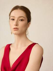 MOTF PREMIUM 水钻镂空耳环 - 金色 - 查看 9