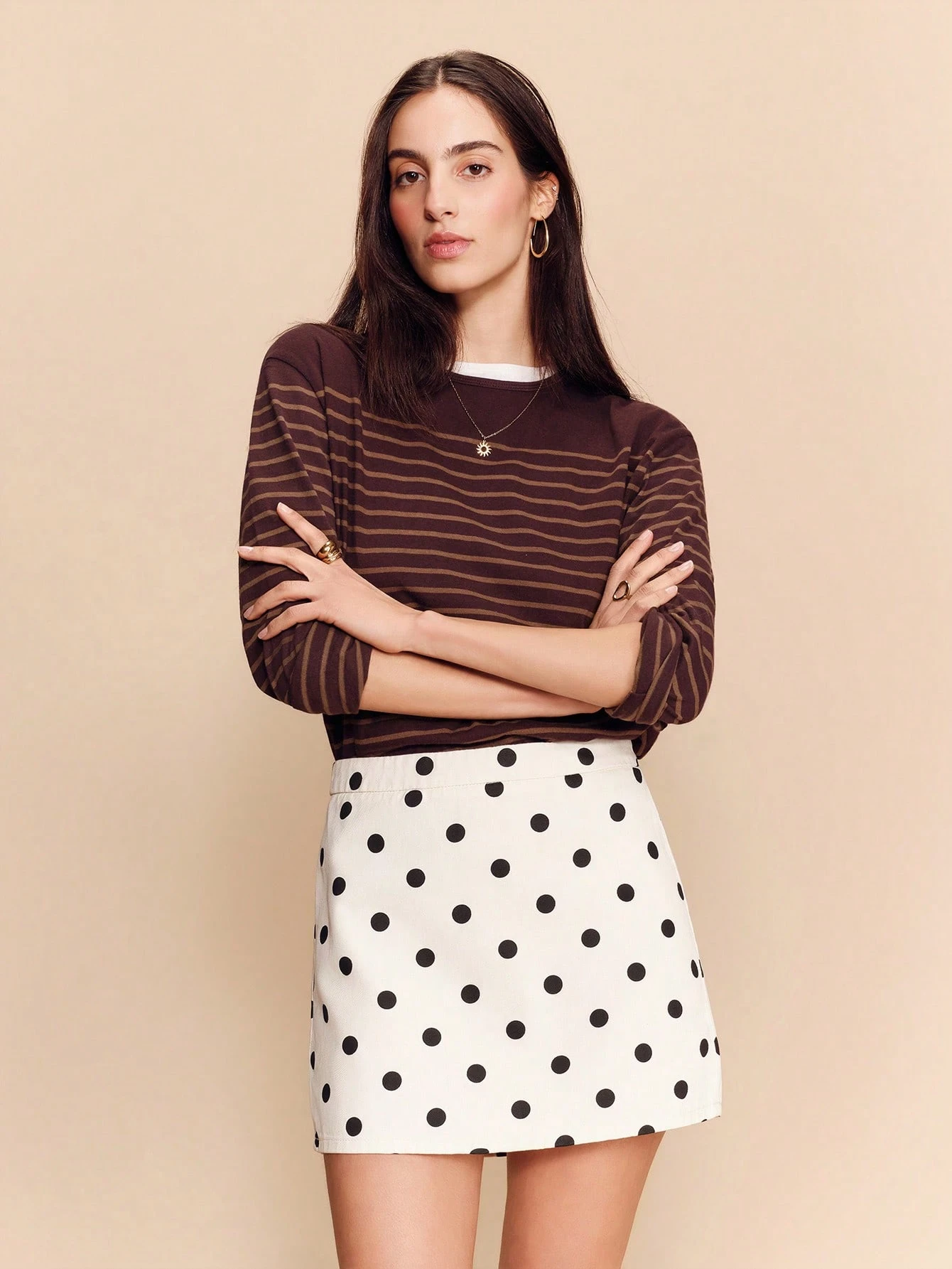 Jupe mini tissée à imprimé pois crème, style vintage français, style parisien, printemps été