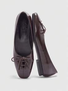 CUCCOO BIZCHIC 女士深棕色漆皮方头系带平底鞋，实用百搭，适合办公室通勤。 - 鏽棕色 - 查看 6