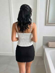 Sweetina Áo hai dây nữ thanh lịch họa tiết chấm bi viền ren cho mùa hè - Đen và trắng - Xem 2
