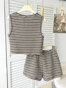 SHEIN Bộ đồ cho bé gái tuổi teen: Áo tank top không tay cổ tròn kẻ sọc và quần short, kiểu dáng rộng rãi, tối giản, thoải mái. - màu nâu - Xem 2