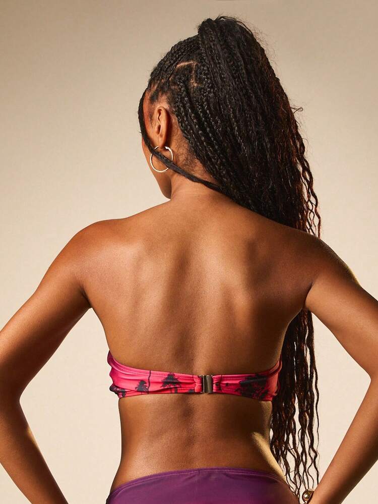 MISSGUIDED Top de Maiô Bikini Bandeau com Nó e Estampa Tropical de Palmeiras com Flores de Hibisco Pretas, Roupa de Banho de Praia de Verão para Mulheres