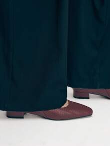 Mnmlis Women's Versatile Commuter Buckle Flat Shoes - Burgundy - View 9
