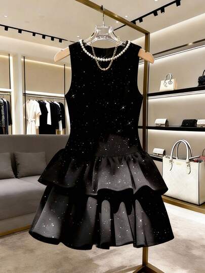 SHEIN Franclia 女士夏季休闲浪漫串珠无袖短裙，闪亮面料，适合约会、派对、度假，多层荷叶边下摆，百搭连衣裙，春、夏、秋季皆宜