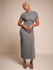 Vixey 纹理针织圆领短袖中长款摆裙 - 灰色 - 查看 2