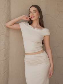 Duda Rubert 女性不對稱領口不對稱褶皺上衣+低腰褶皺高衩粉色純色裙裝套裝，適用於夏季 - 杏色 - 查看 3