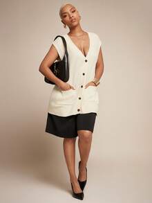 Vixey V领纽扣短袖毛衣背心 - 白色 - 查看 2