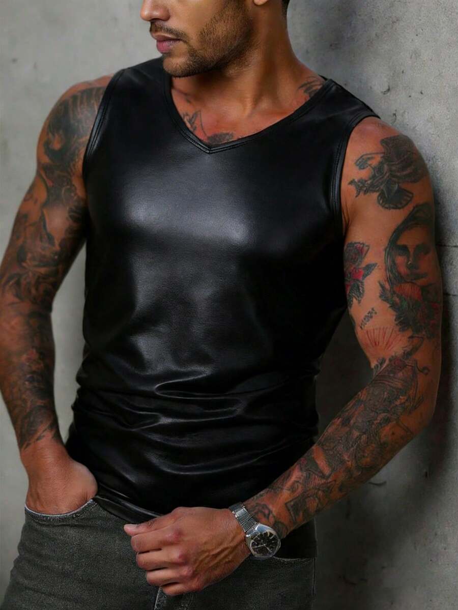 Manfinity LEGND 男士纯色V领无袖休闲百搭背心,夏季男士肌肉衫,男士皮质背心,男士短袖上衣,男士无袖T恤,男士性感上衣,男士性感上衣,皮质上衣,男士短袖背心,男士无袖T恤 - 黑色 - 查看 1