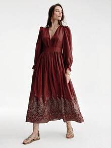 Aveloria Modichic New Elegant Waist-Cinched V-Neck Single-Sided Embroidered Petal Sleeve Long Dress - Multicolor - View 4