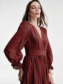 Aveloria Modichic New Elegant Waist-Cinched V-Neck Single-Sided Embroidered Petal Sleeve Long Dress - Multicolor - View 7