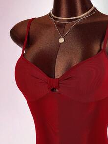 两件套女士性感前卫约会之夜套装，扭结蝴蝶装饰透视连体衣和印花半身裙 - 紅色 - 查看 2