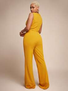 Vixey 纯色深V领褶裥喇叭裤连体裤 - 黃色 - 查看 5