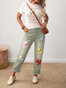 EMERY ROSE Women's Casual Everyday Denim Jeans With Pockets And Floral Print - Green - View 3