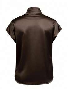 EMERY ROSE 女士优雅交叉领泡泡袖衬衫，女士缎面亮面上衣，肩部褶皱设计，V领衬衫，适合通勤、日常穿着、冬季、春季、秋季、会议、商务谈判、办公室、晚宴、毕业典礼、都市教师制服、圣诞新年装扮、休闲聚会、旅行等场合，精致优雅，简约时尚，高端大气，四季皆宜。女士丝绸上衣，女士裹身式上衣，女士性感衬衫，女士缎面衬衫，女士缎面上衣，女士上衣和衬衫，职业衬衫，女士衬衫，正式服装，女士办公室工作服，女士优雅高贵的职业办公室上衣。 - 摩卡棕 - 查看 3