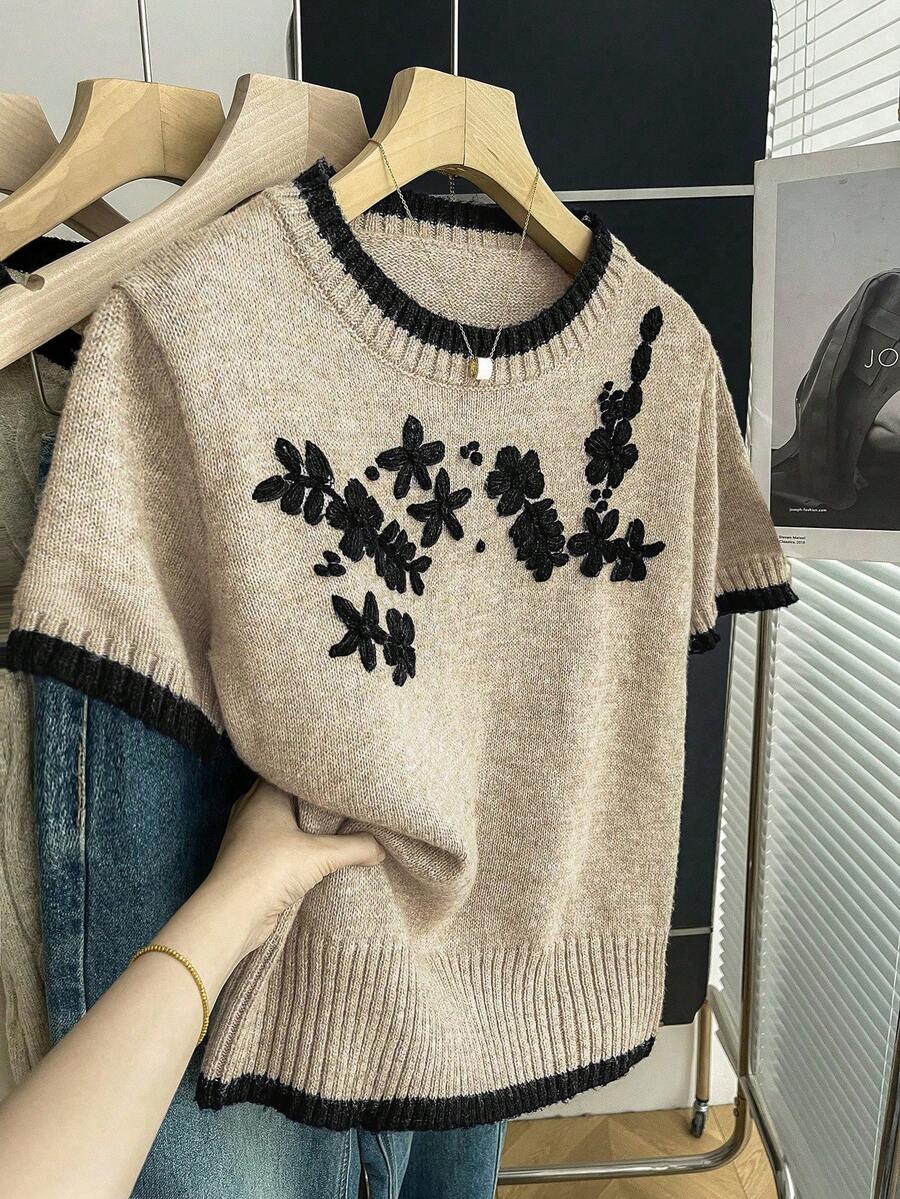 SHEIN Franclia Áo len nữ dệt kim dáng rộng, họa tiết hoa ngọt ngào, phong cách retro, hàng mới về, thích hợp cho mùa xuân/thu. - Rượu sâm banh - Xem 1