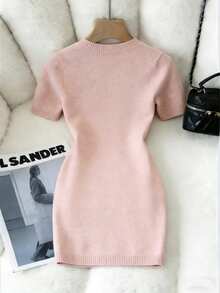 Ellegaria. فستان ربيعي/صيفي جديد أوروبي وأمريكي، قصة مثيرة وأنيقة بياقة مستديرة، مناسب لمناسبات عيد الحب والحفلات، تصميم أنيق وعصري، طراز كوري حلو ومرح، خليط من الأنماط الحلوة والباردة، فستان محبوك جديد للنساء، فستان وردي بفيونكة، فستان قصير الأكمام، فستان وردي محبوك، فستان كاواييي - وردي - مشاهدة 2