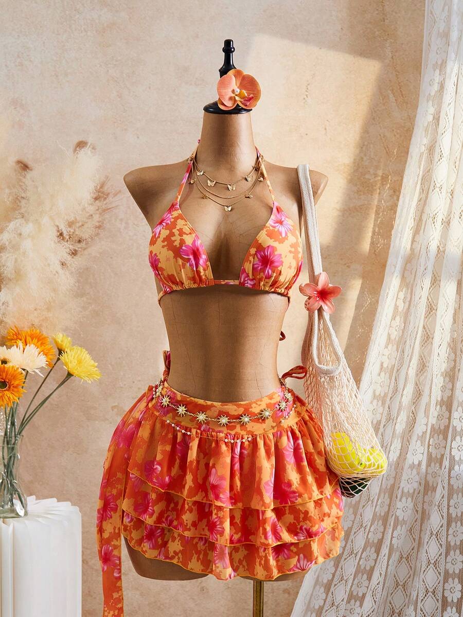 Bellisia Bộ bikini 3 mảnh 26SS in hoa màu cam với áo và chân váy lãng mạn, thích hợp cho bãi biển và kỳ nghỉ. Mẫu đồ bơi nữ mới năm 2026, phù hợp cho đi học, kỳ nghỉ, hẹn hò, tiệc trà chiều, phong cách phương Tây, du thuyền, bãi biển, đảo, du lịch đường bộ, mọi mùa, lễ hội âm nhạc, kỳ nghỉ Boho, kỳ nghỉ Bohemian, mùa thu thư giãn, phong cách Boho phương Tây, áo kiểu thanh lịch cho nữ, bộ 2 mảnh, mẫu mới mùa hè, thích hợp cho kỳ nghỉ, du thuyền, du lịch biển, tắm nắng, sở thú, trang phục nữ Zestiva.