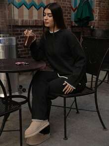 Andrea Bello 2 件套女士撞色立领毛衣和裤子套装，休闲 - 黑與白 - 查看 5