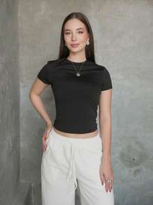 Duda Rubert 短袖修身T恤，休闲百搭，日常机场度假必备，秋季返校季秋冬优雅春夏皆宜。 - 黑色 - 查看 6