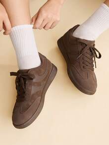 CUCCOO EASI 2026 Nuevos zapatos deportivos planos casuales versátiles de estilo retro marrón para mujer de primavera - Marrón - Ver 7