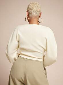 Vixey 纯色V领茧型长袖收腰外套 - 杏色 - 查看 2