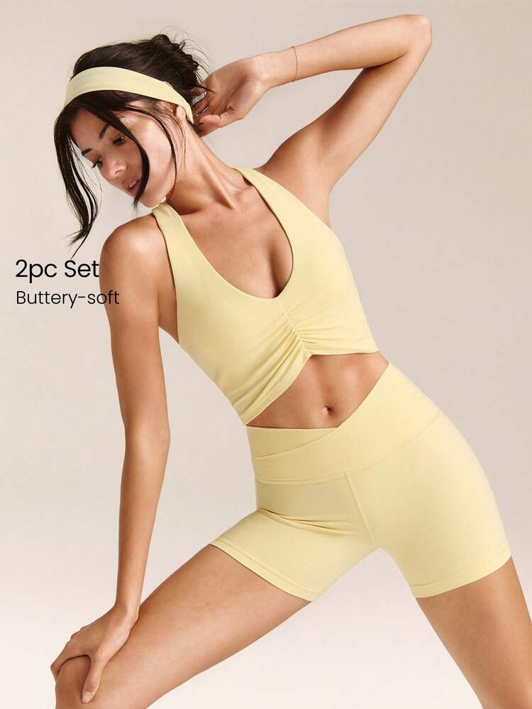 2 Pieces FeatherFit™ Crush Every Move Buttery-Soft Sweat-Wicking Stretchy Removable Cups Ruched Front Racerback Sports Bra & 4.3" Crossover Waist Y-Shaped Hip Seam Biker Shorts Low Impact Gym Studio Workout Cycling Running Daily Casual Wear