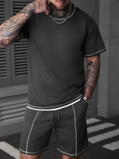 Manfinity CasualCool Men's Dark Grey Round Neck Short Sleeve T-Shirt And Shorts Set