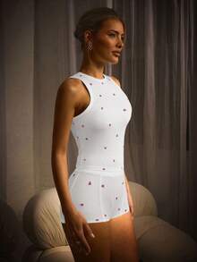 Athîral 女士夏季爱心印花圆领紧身吊带背心和短裤两件套 - 白色 - 查看 4