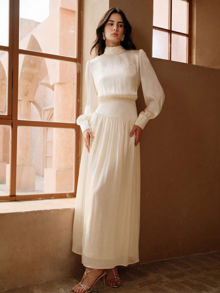 Anewsta Essential Women's Elegant Champagne Color Stand Collar Tie-Waist Dress, Fashionable & Minimalist, Spring/Summer