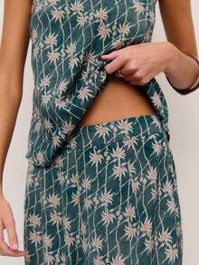 Nöista Printed Co-Ord Set With Halter Neck Tie Top And Relaxed Pants. - Dark Green - View 7