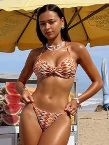 Swim Vcay 女士夏季三件套，热带水果元素吊带上衣搭配迷你裙，时尚金属配饰 - 彩色 - 查看 4