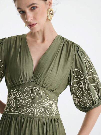 Aalyst Women's Green Single Bamboo Knot Linen Shirred Gathered Waist & Sleeve Embroidered Petal Sleeve Lantern Sleeve Fit & Flare Midi Dress, Elegant French Romantic Vintage Office Commute Beach Holiday Casual Versatile Dress, Spring/Summer New Arrival