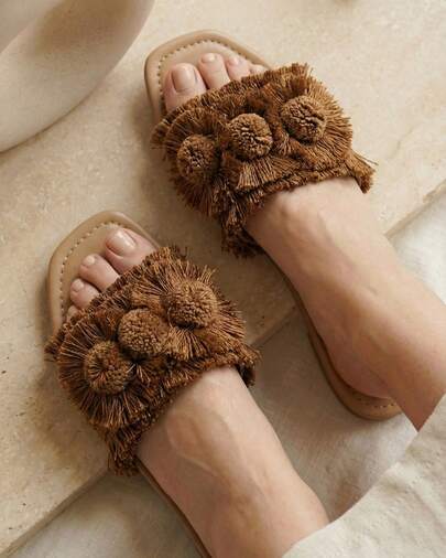 Sandalias tejidas con botones punta cuadrada suela de memory foam comodas y resistentes