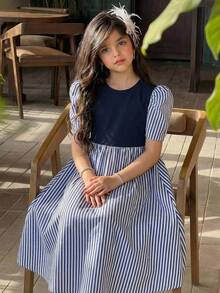 SHEIN 少女撞色蝴蝶结装饰无袖方领A字碎花连衣裙 - 藍色 - 查看 6
